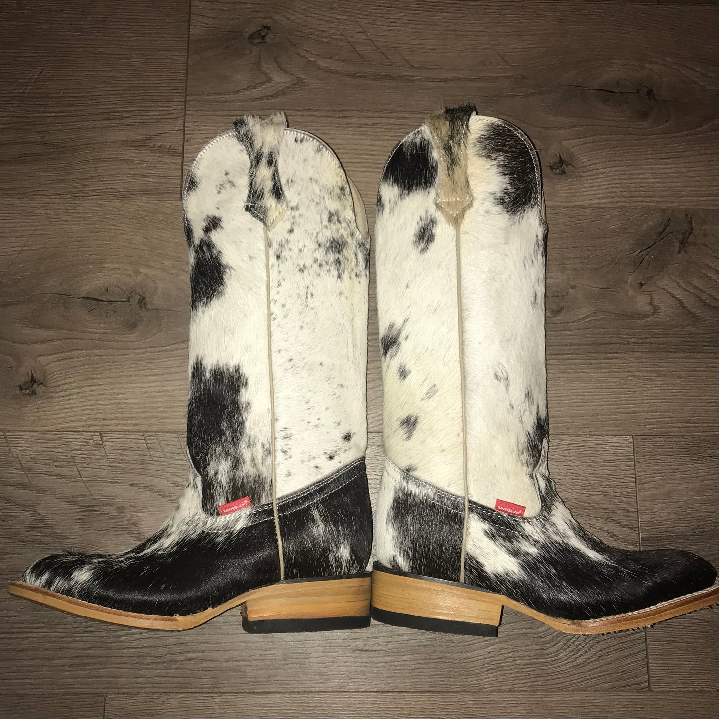 Size 6 Cowhide Cowboy Boot